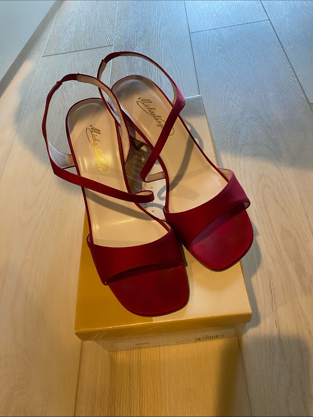 Michaelangelo Apple Red David’s Bridal Satin Slingback Heels - Size 8